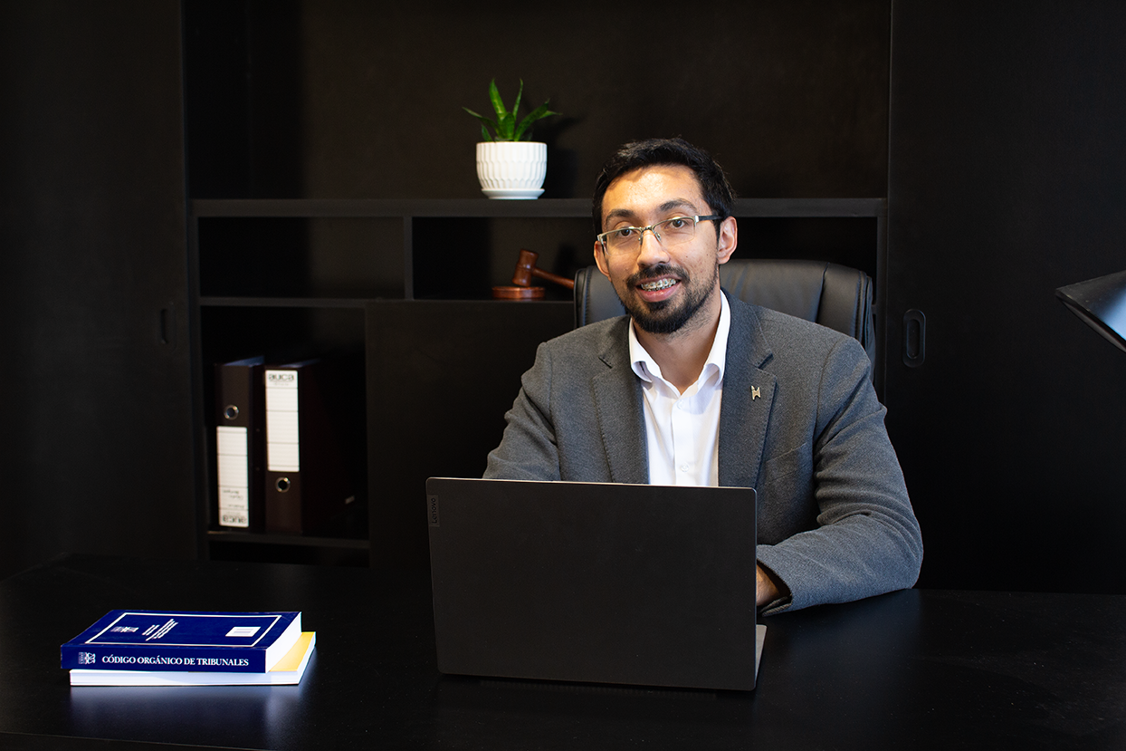 Abogado Claudio Henriquez en Talca